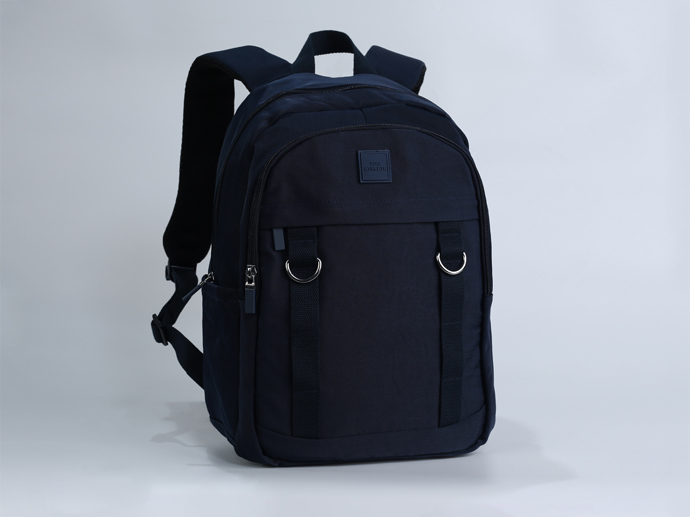 CSB3289 BackPack Man